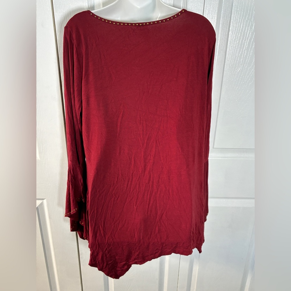 Rain Burgundy Asymmetrical Bell Sleeve Blouse w/ Gold Beaded Trim | Plus 1X - Picture 5 of 8